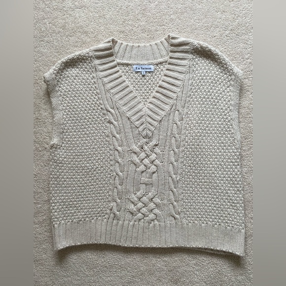 En Saison Cream Oversized Wool Sweater Vest - Size Small - Picture 4 of 9